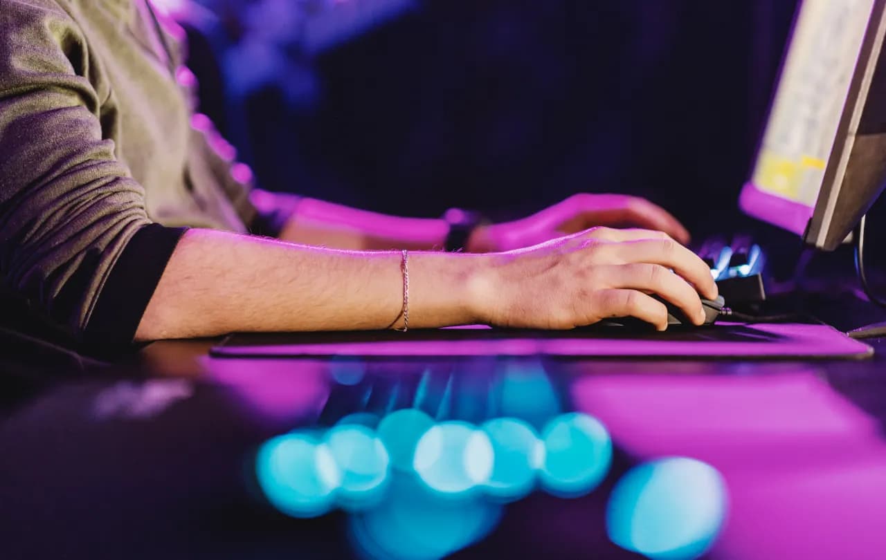 Aktualne kody promocyjne popularnej platformy: jak otrzymać bonus bez depozytu i nie wpaść w pułapkę